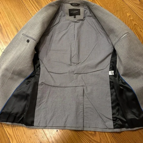 Banana Republic blazer - Picture 3 of 6